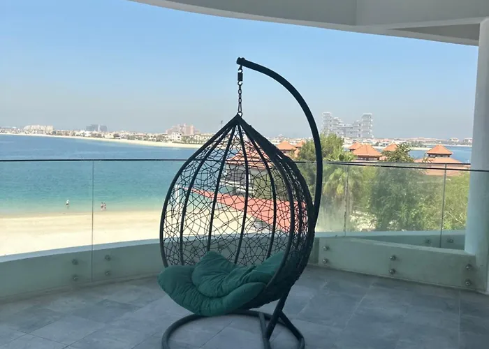 Azizi Mina Fleur Star Apartments